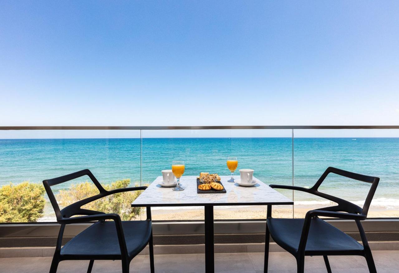 North Coast Seaside Suites Rétino Exterior foto