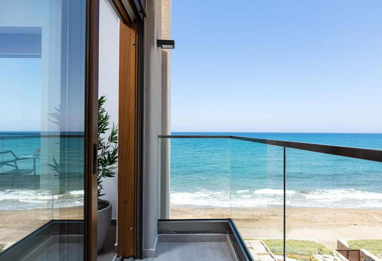 North Coast Seaside Suites Rétino Exterior foto