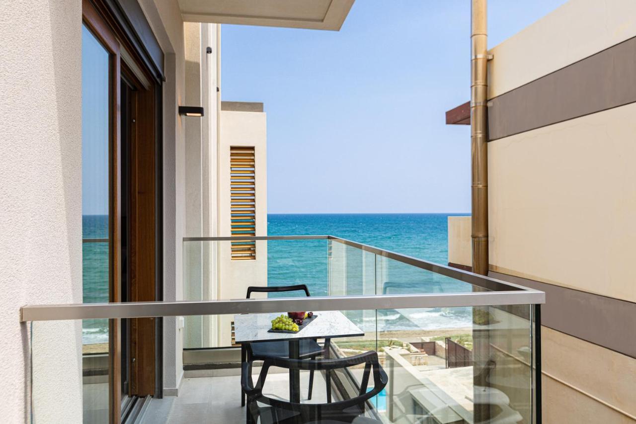 North Coast Seaside Suites Rétino Exterior foto