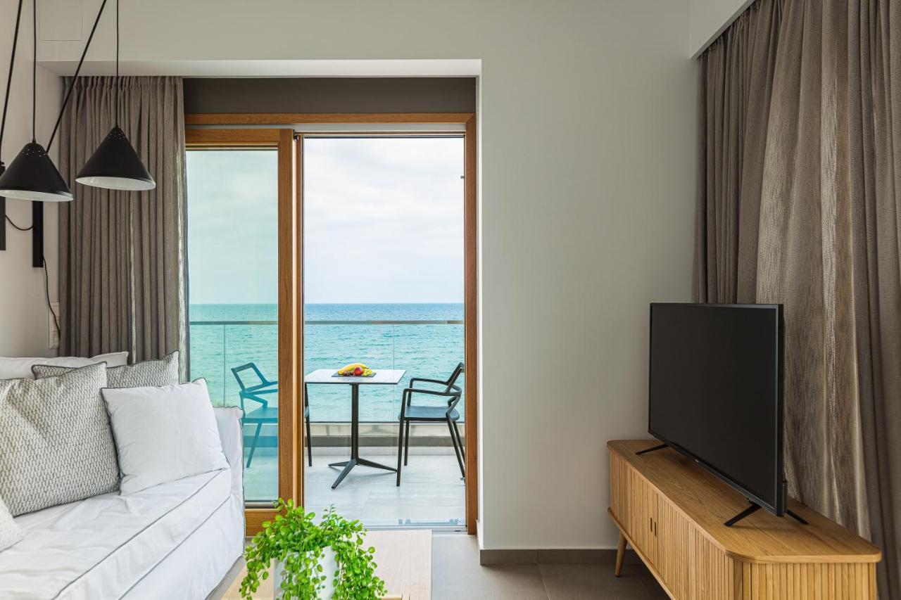 North Coast Seaside Suites Rétino Exterior foto